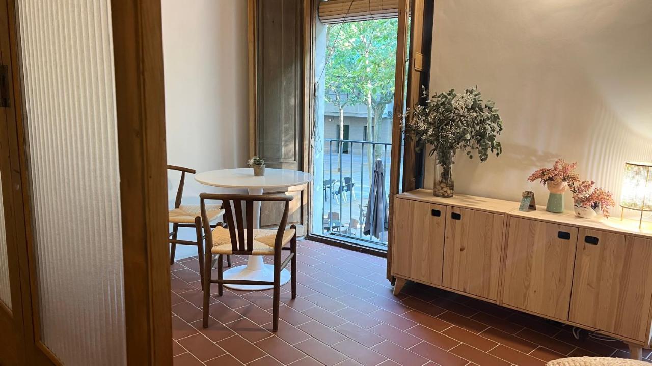 Apartamento Pis Amb Molt D'encant Al Centre D'olot